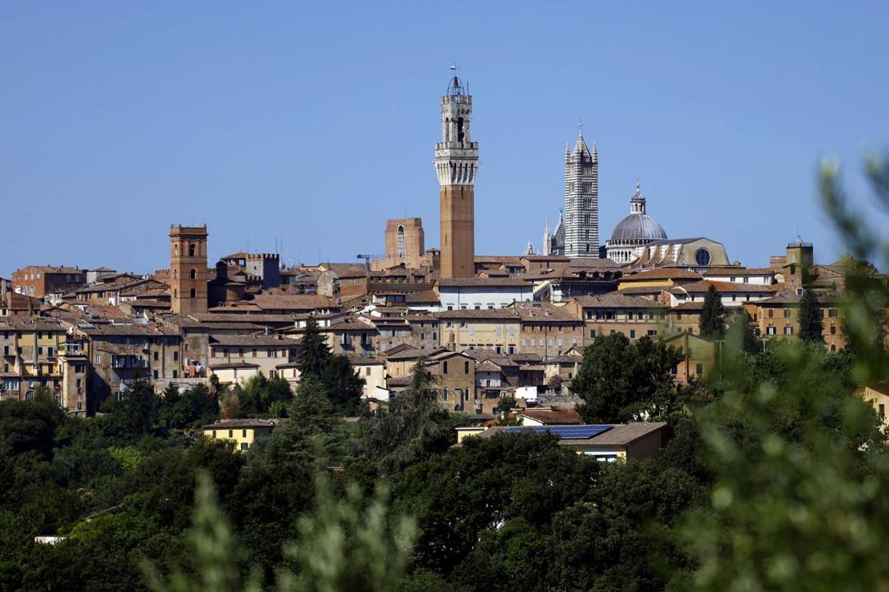 Villa La Strega Siena Luaran gambar